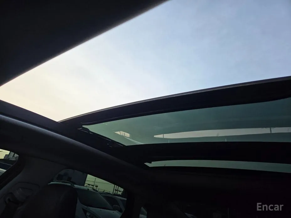 Фото 13 - Kia K8