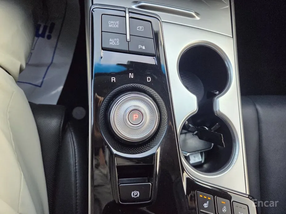 Фото 15 - Kia K8