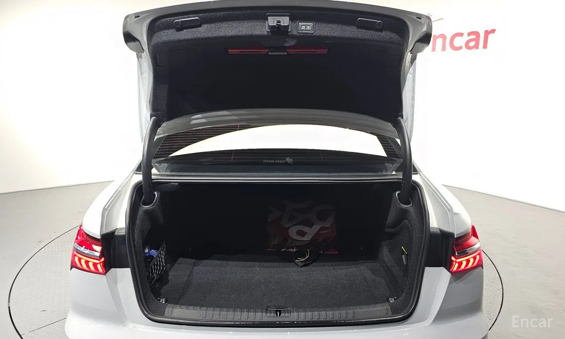 Фото 20 - Audi A6