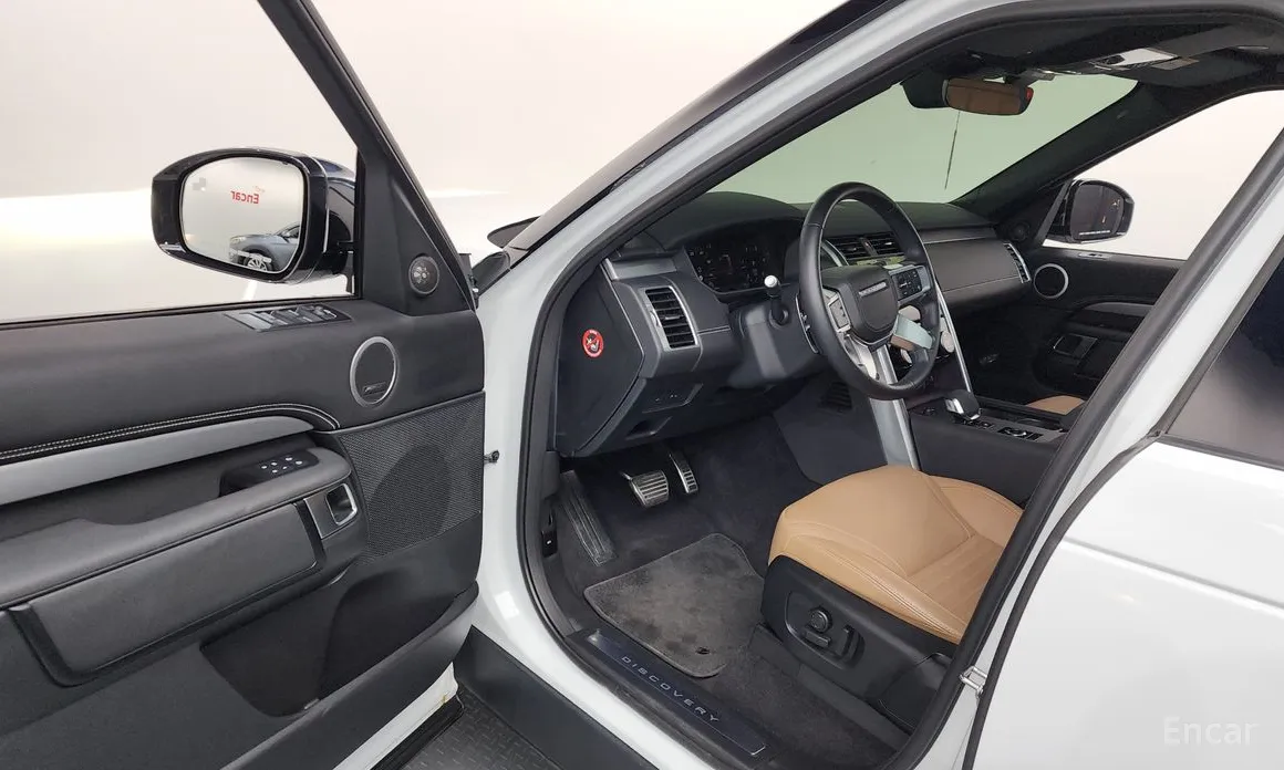 Фото 10 - Land Rover Discovery