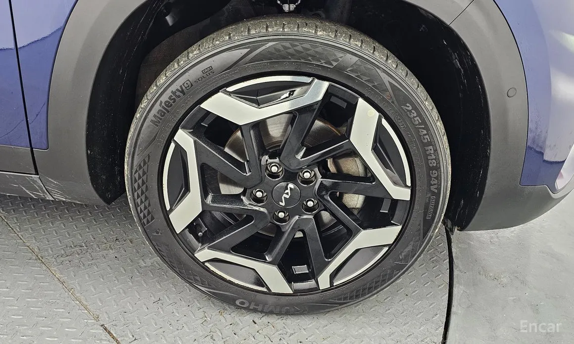 Фото 5 - Kia Seltos