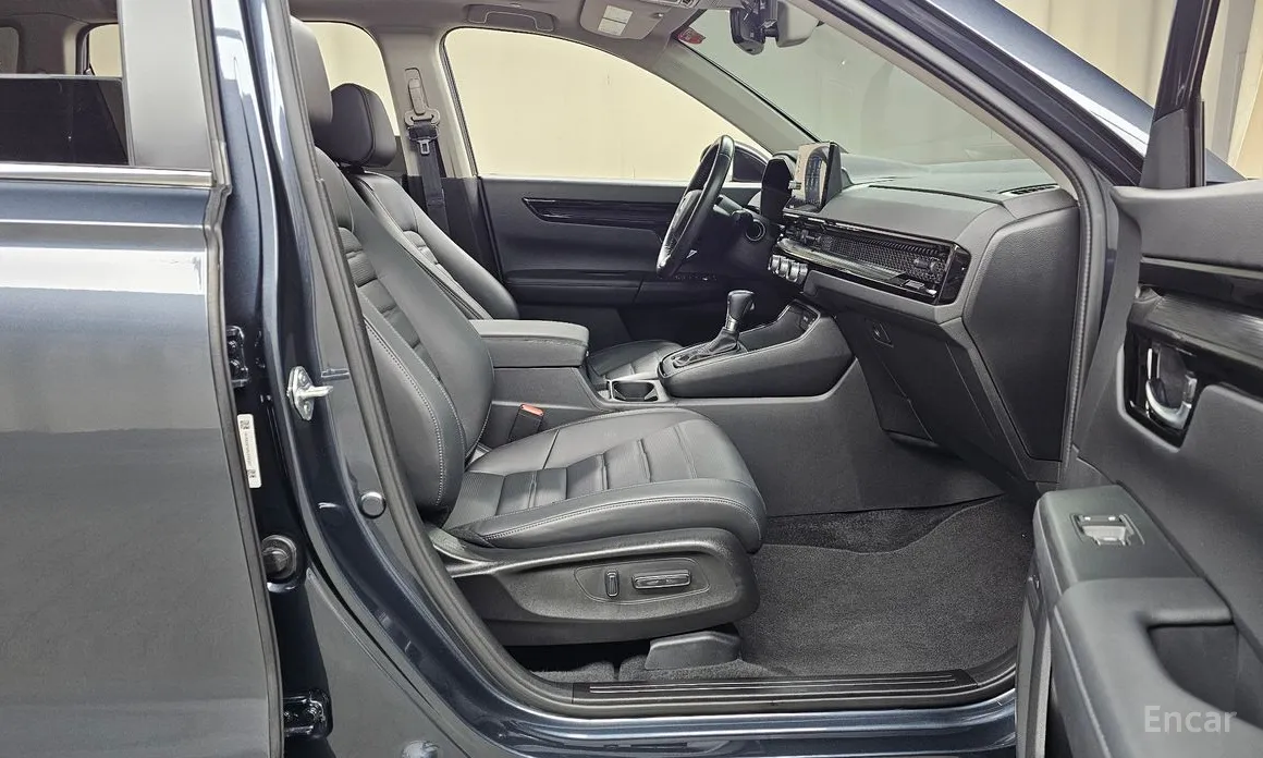 Фото 11 - Honda CR-V