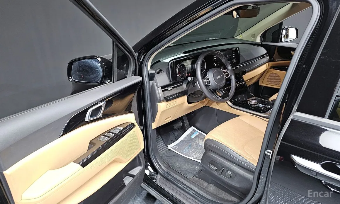 Фото 10 - Kia Carnival