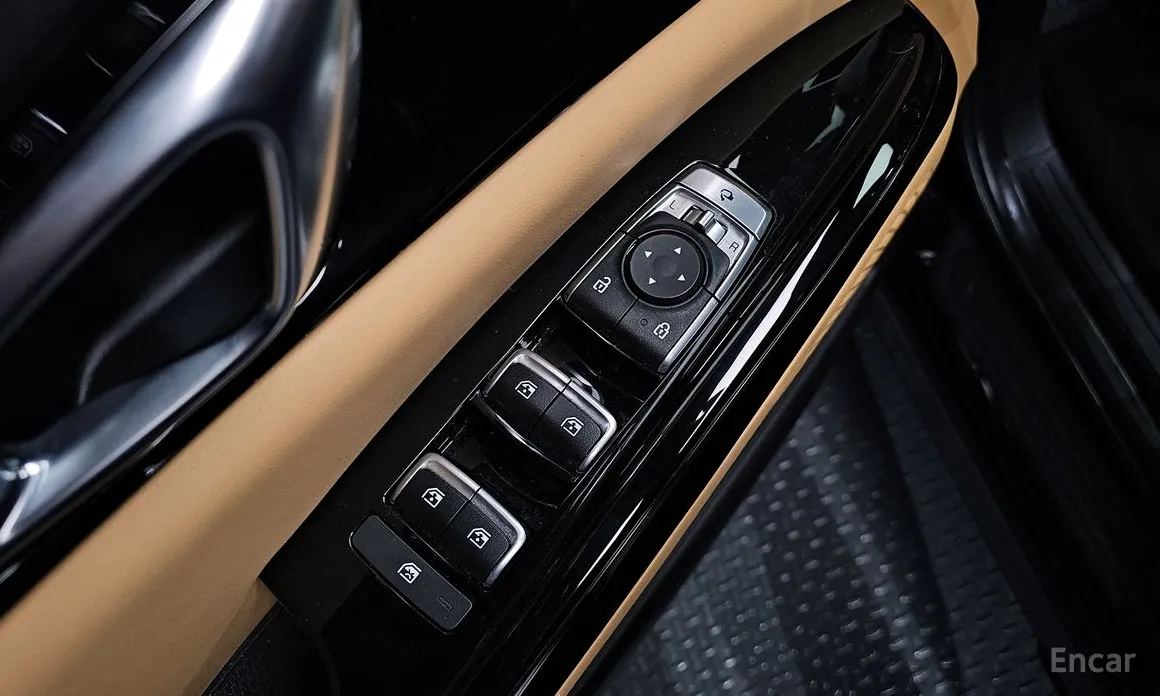 Фото 12 - Kia Carnival