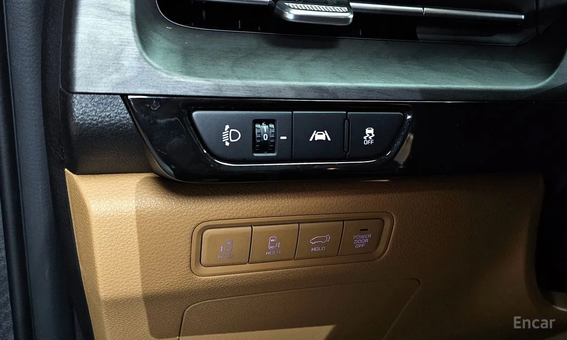 Фото 13 - Kia Carnival