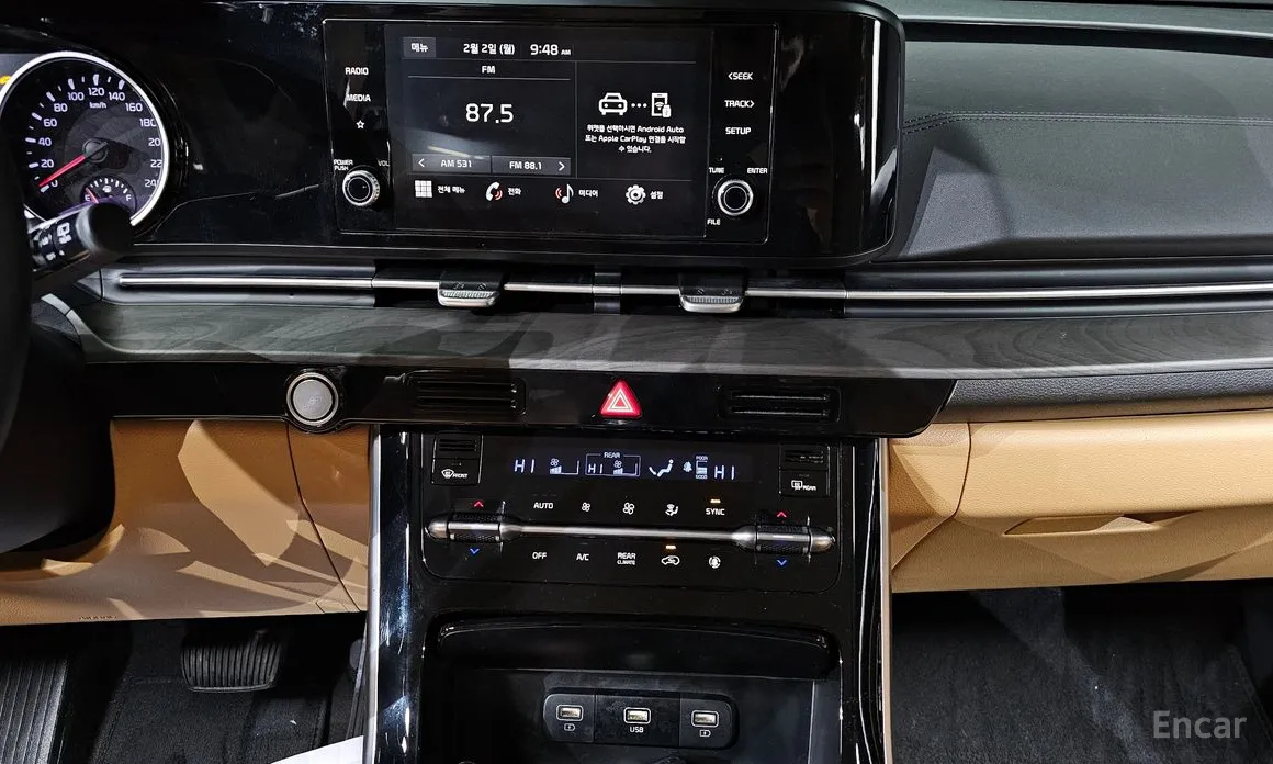 Фото 16 - Kia Carnival