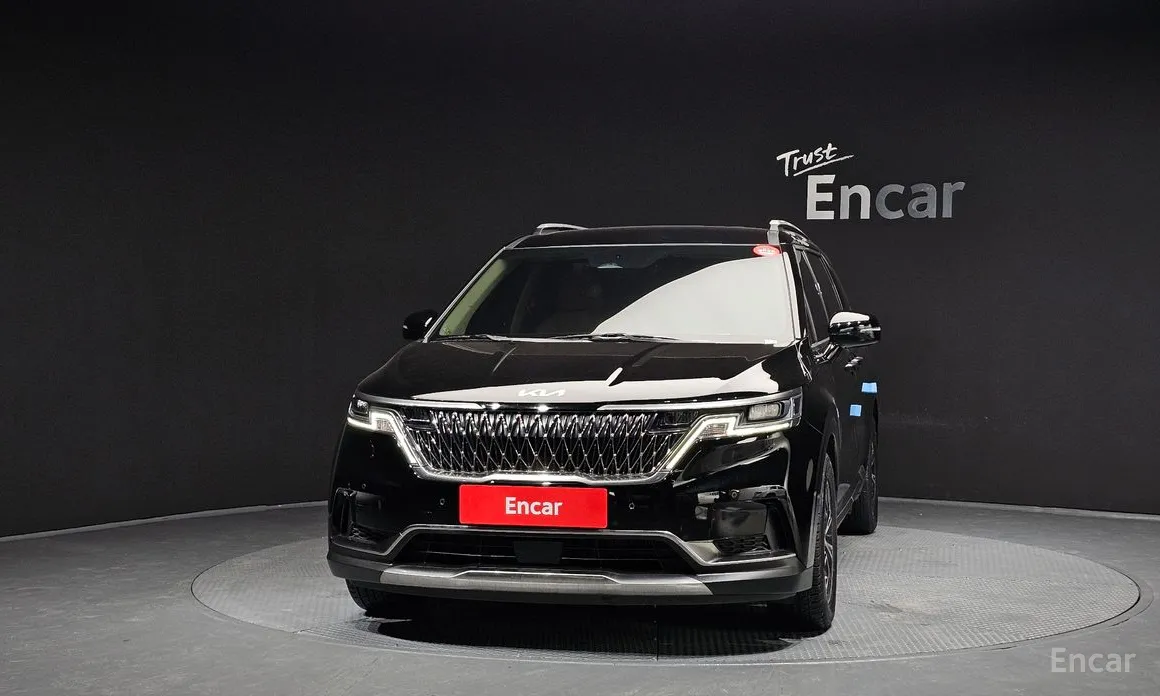 Фото 3 - Kia Carnival