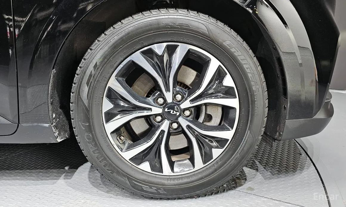 Фото 5 - Kia Carnival