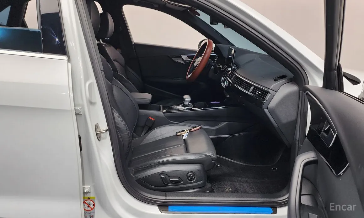 Фото 11 - Audi A4