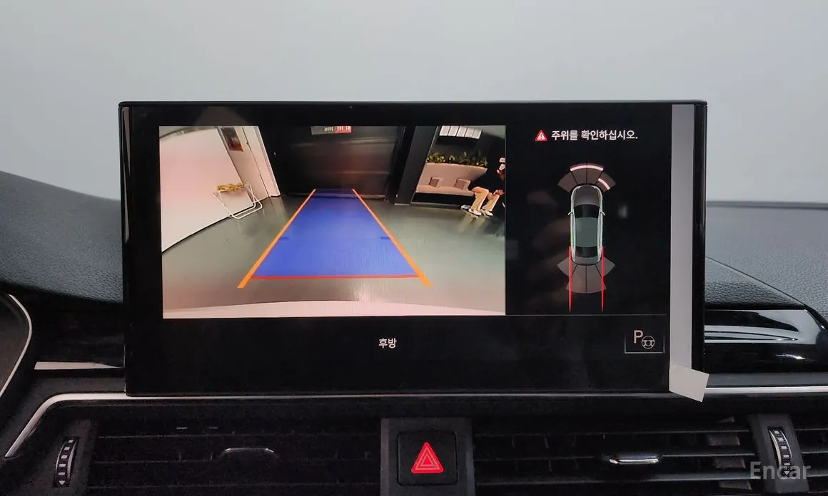 Фото 16 - Audi A4