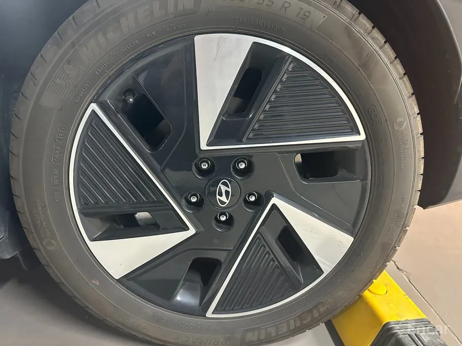 Фото 10 - Hyundai Ioniq 5