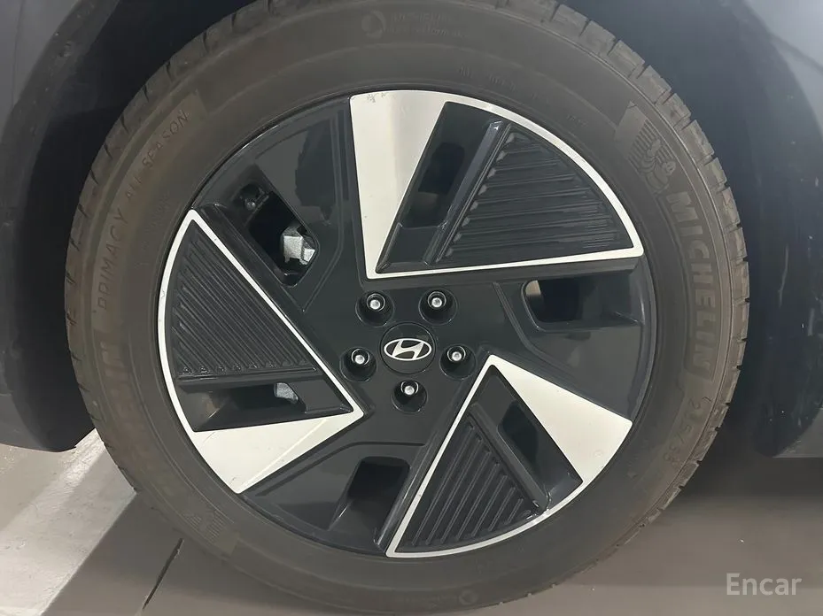 Фото 4 - Hyundai Ioniq 5