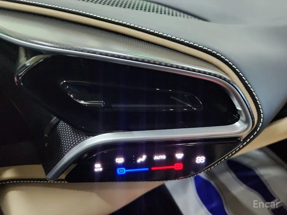 Фото 14 - Ferrari 296