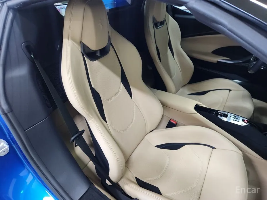 Фото 18 - Ferrari 296