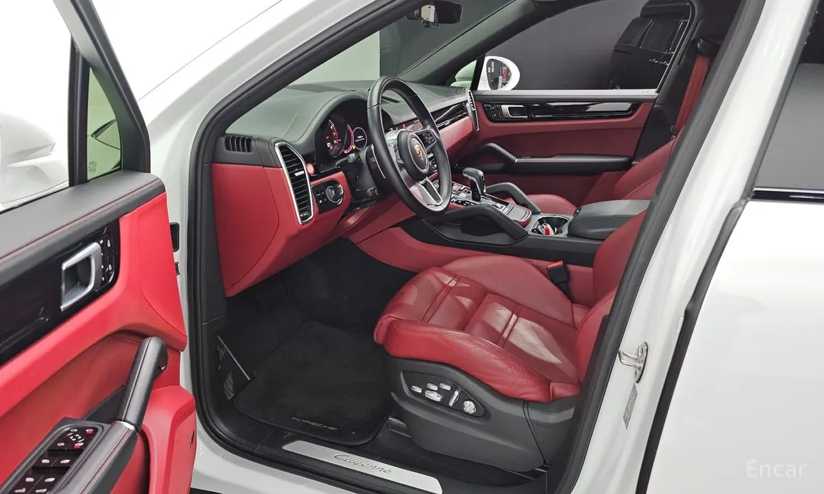 Фото 11 - Porsche Cayenne