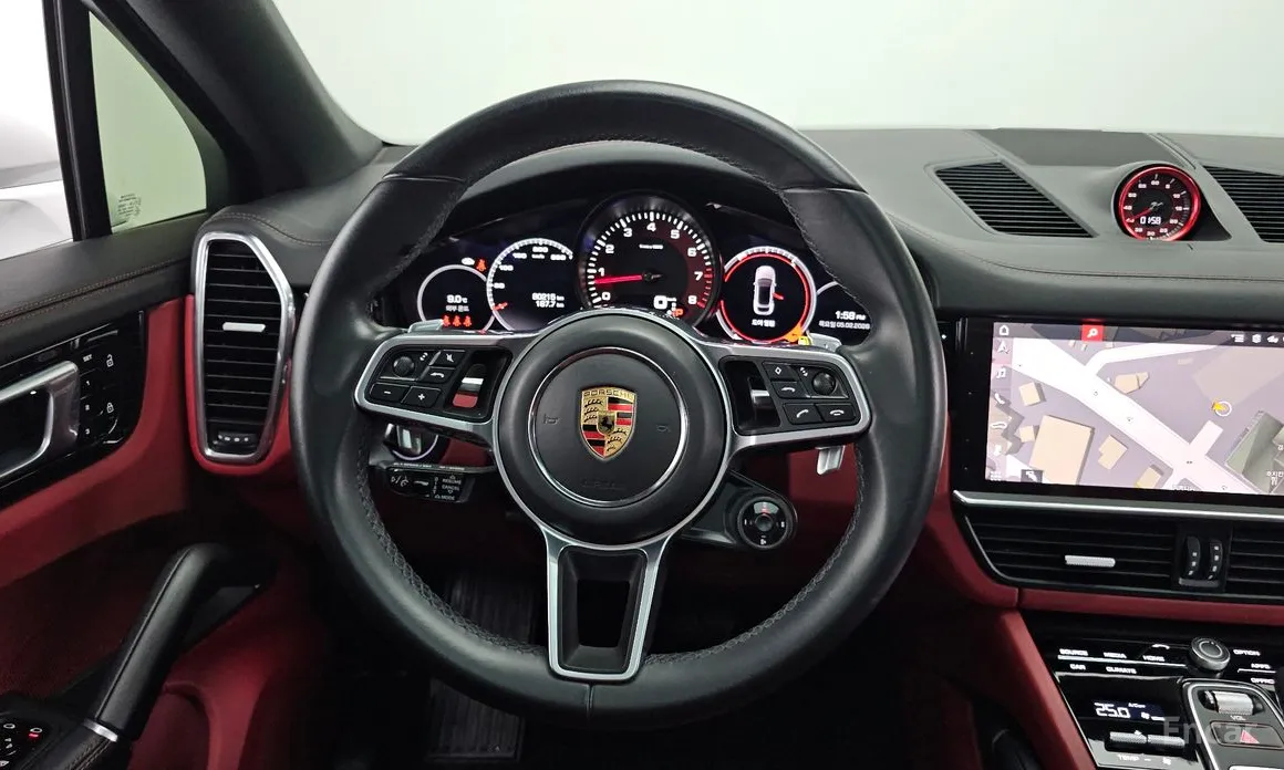 Фото 13 - Porsche Cayenne