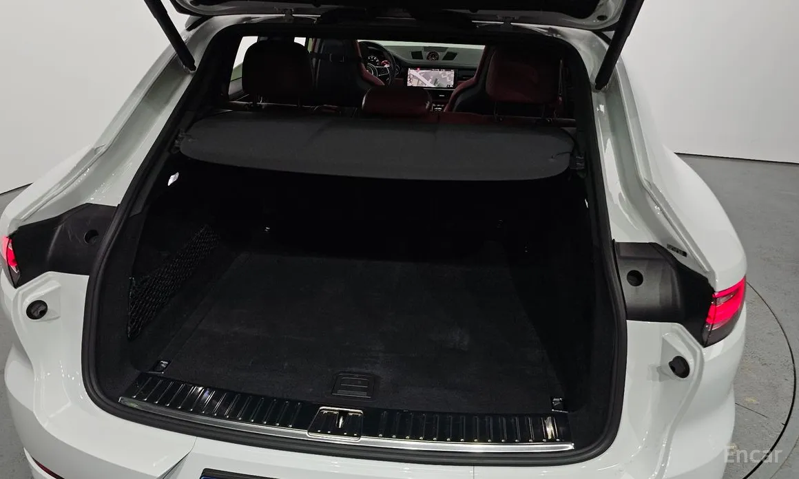 Фото 20 - Porsche Cayenne