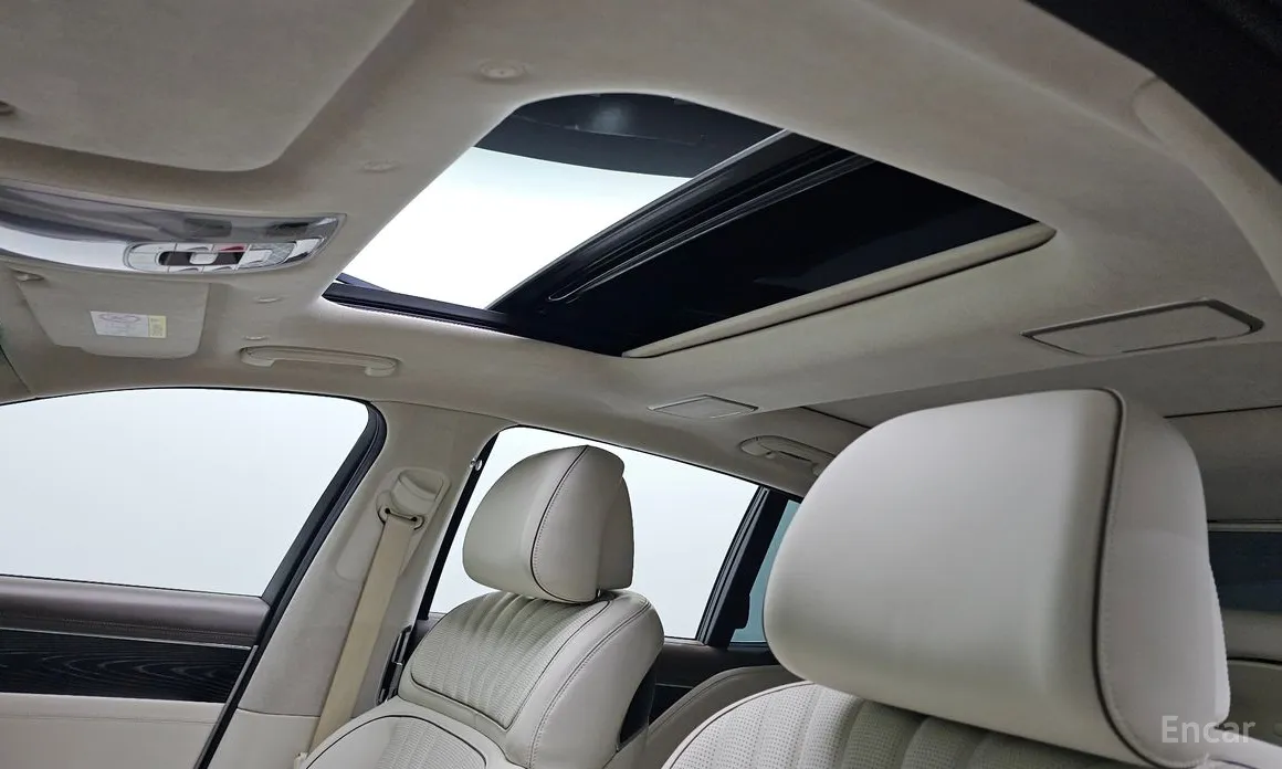 Фото 18 - Genesis G90