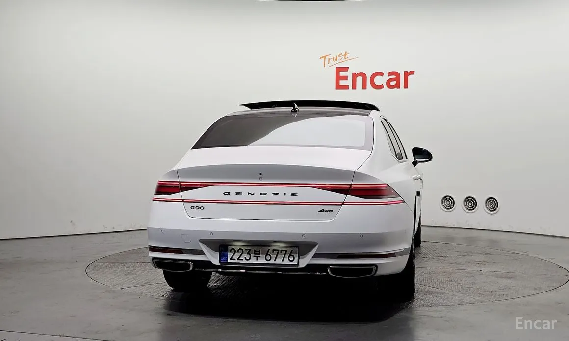 Фото 4 - Genesis G90