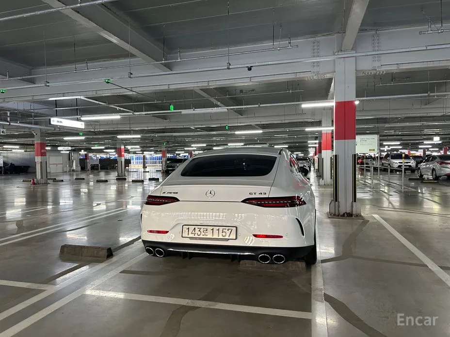 Фото 2 - Mercedes-Benz AMG GT