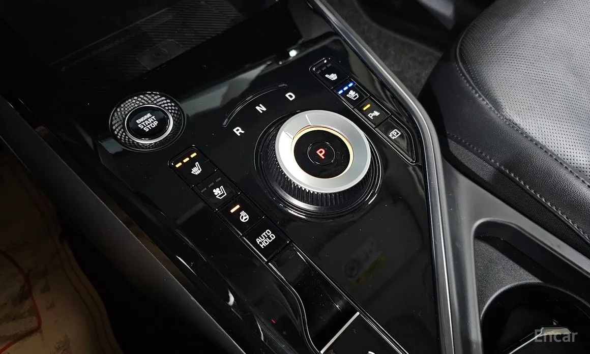 Фото 9 - Kia Niro