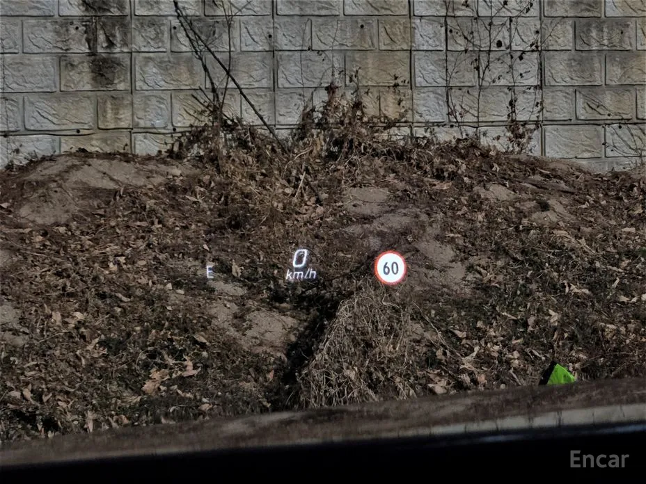 Фото 16 - Mercedes-Benz E-Class