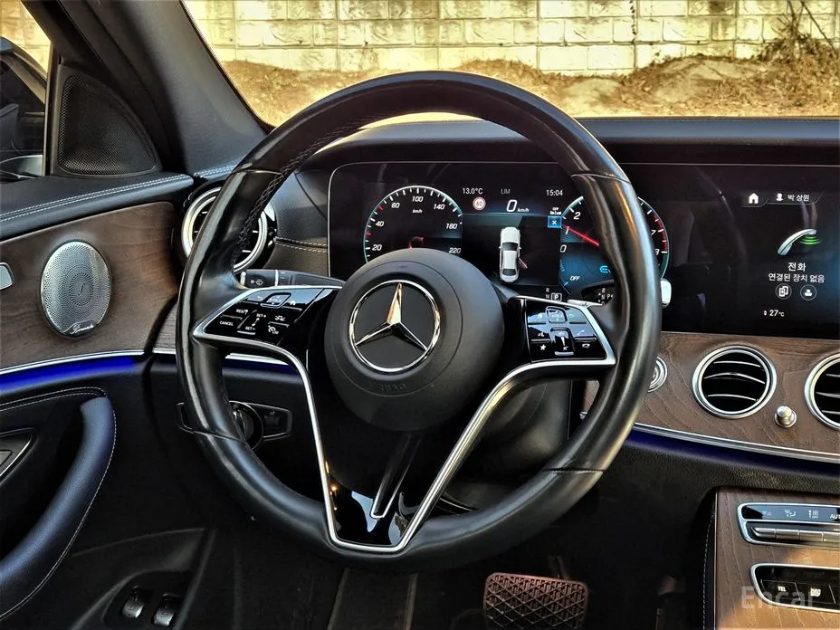 Фото 6 - Mercedes-Benz E-Class