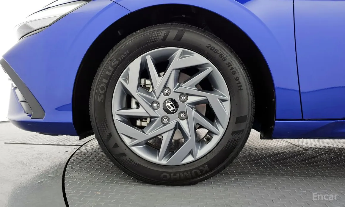 Фото 5 - Hyundai Avante