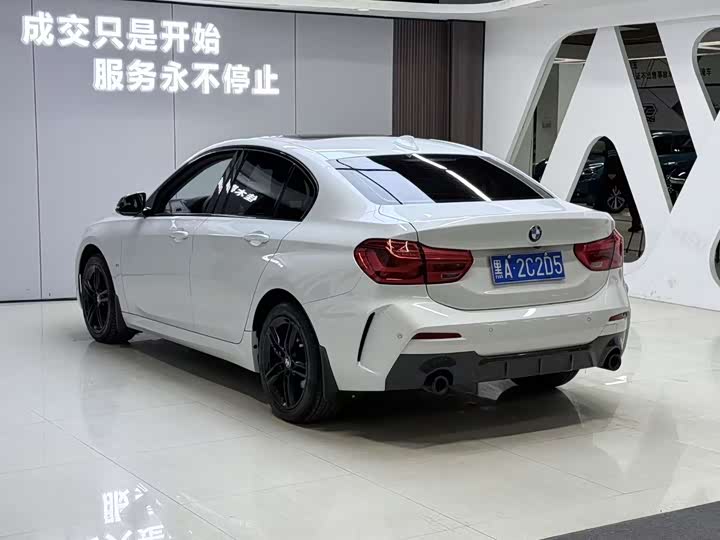 Фото 6 - BMW 1 Series