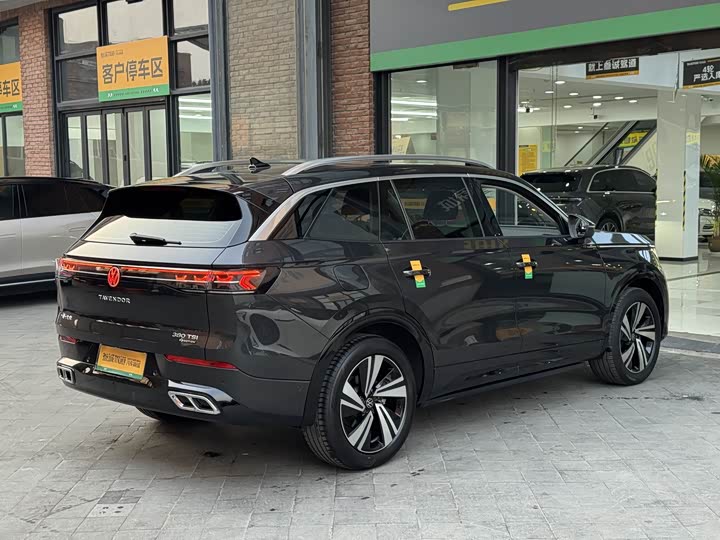 Фото 7 - Volkswagen Tavendor