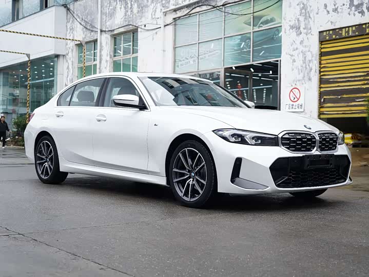 Фото 3 - BMW 3 Series