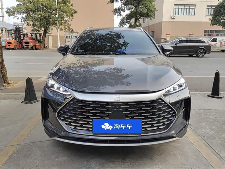 Фото 2 - BYD Tang Hybrid/EV