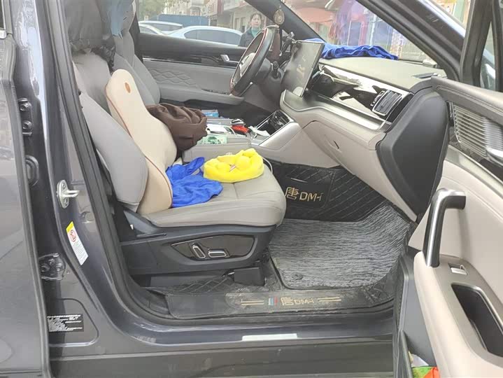 Фото 8 - BYD Tang Hybrid/EV