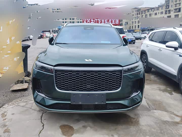 Фото 2 - LiXiang One