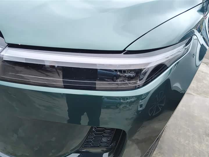 Фото 5 - LiXiang One