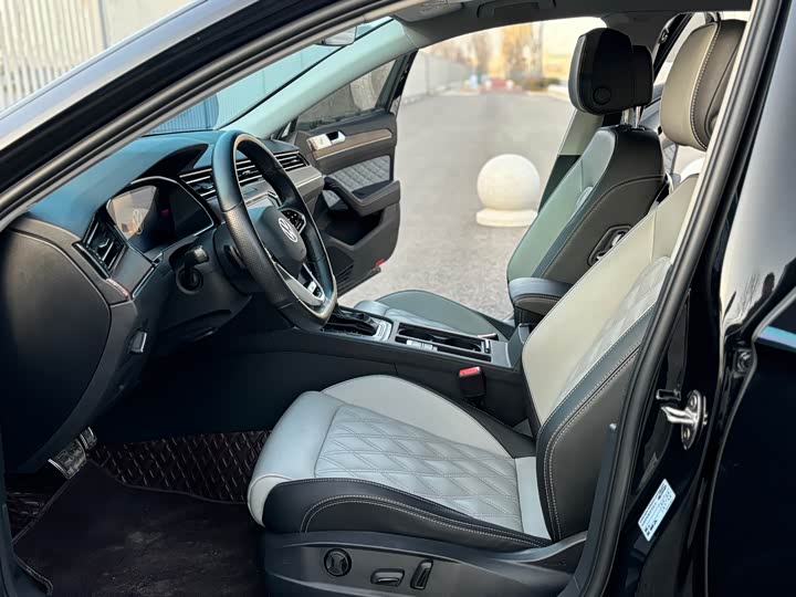 Фото 4 - Volkswagen Magotan