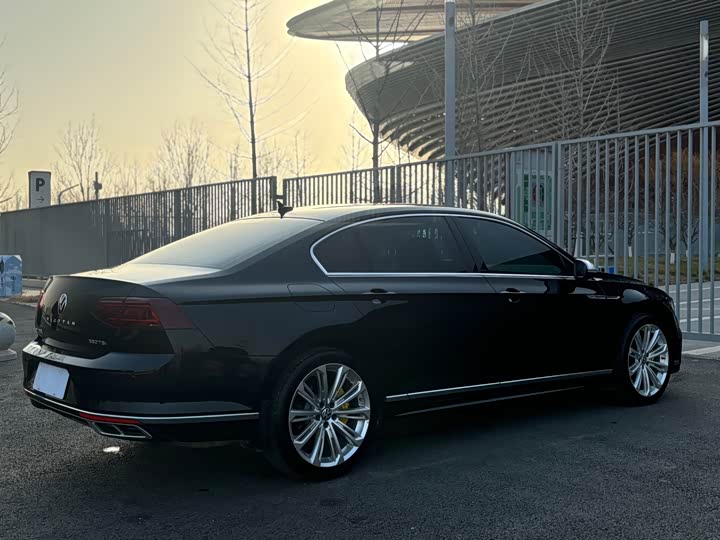 Фото 9 - Volkswagen Magotan