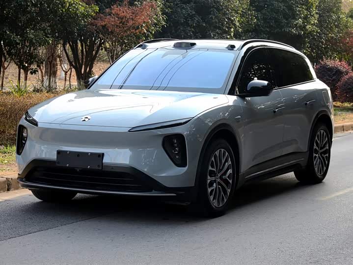 Фото 1 - Nio ES6