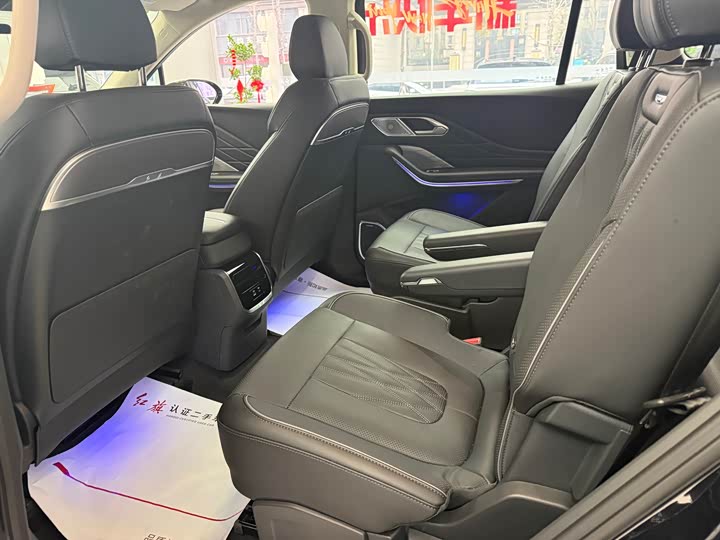 Фото 6 - Hongqi HS7 Hybrid