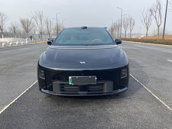 Фото 2 - LiXiang i6