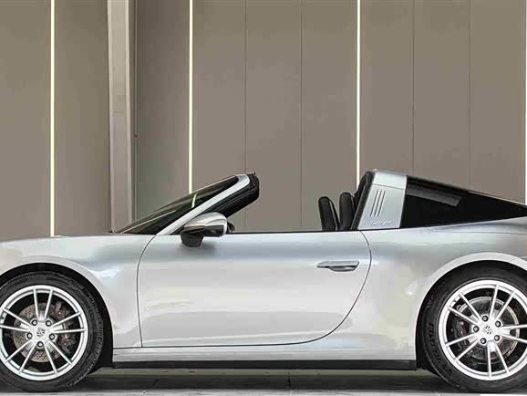 Фото 7 - Porsche 911