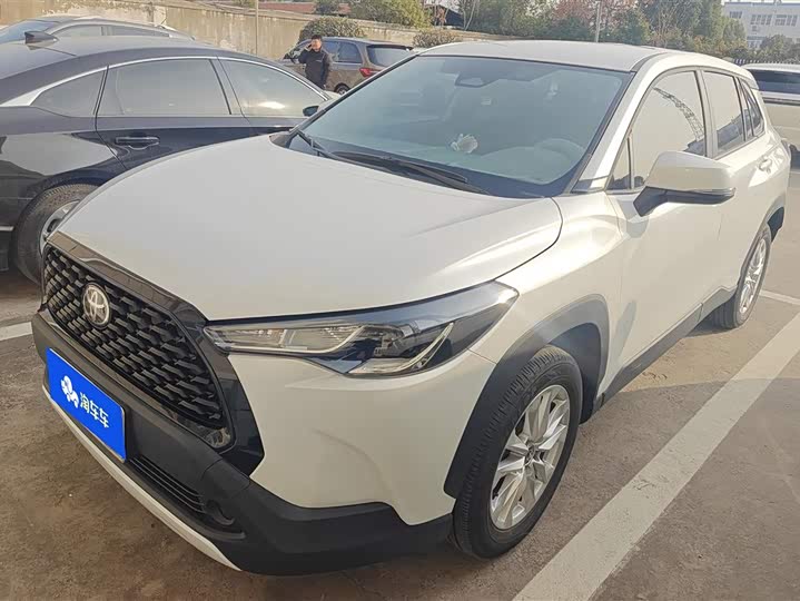 Фото 1 - Toyota Corolla Cross