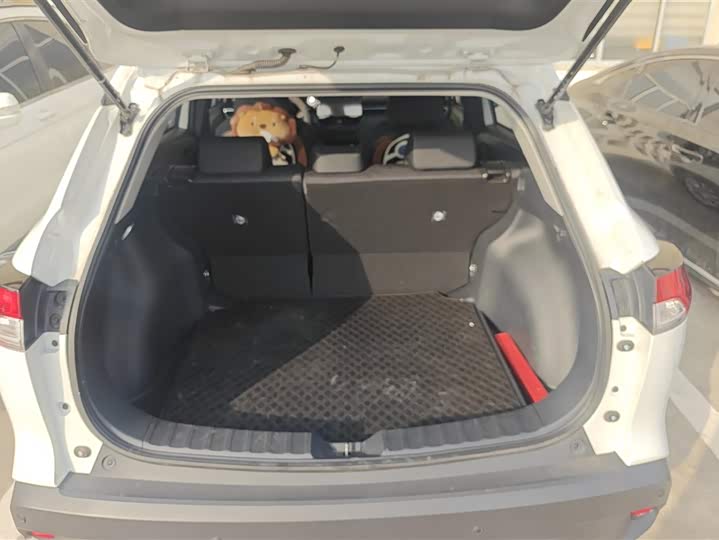 Фото 4 - Toyota Corolla Cross