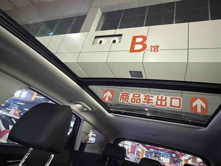 Фото 7 - Kia Sportage