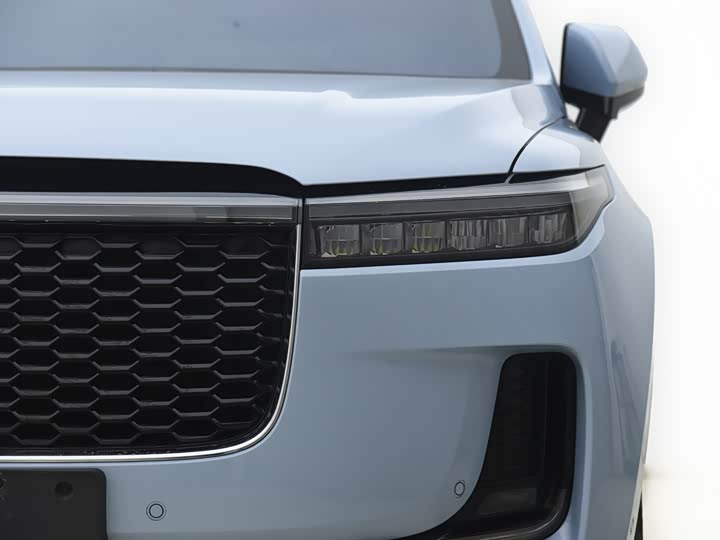 Фото 3 - LiXiang One