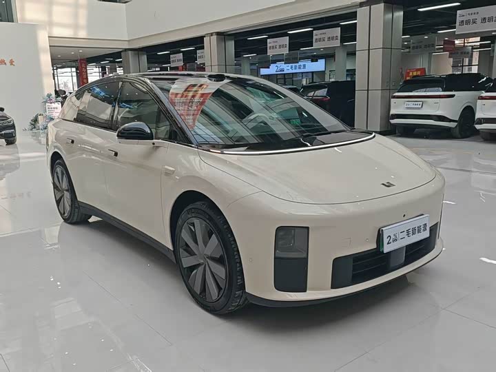 Фото 3 - LiXiang i6