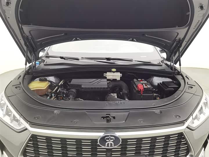 Фото 6 - BYD Song Plus