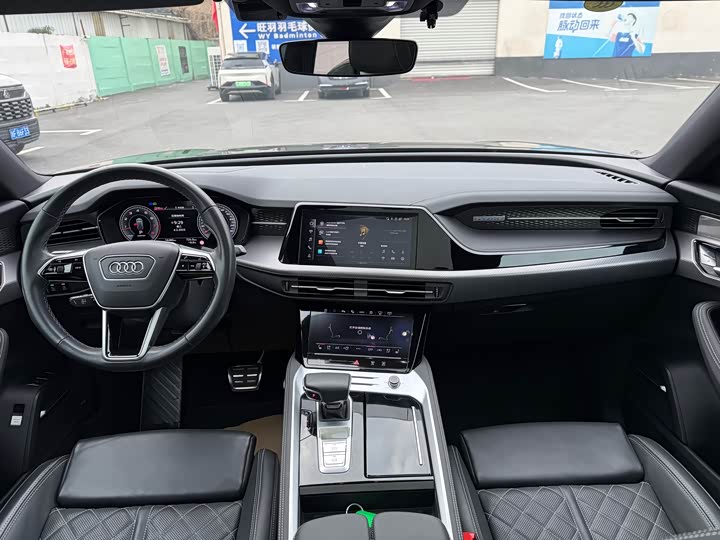 Фото 6 - Audi Q6