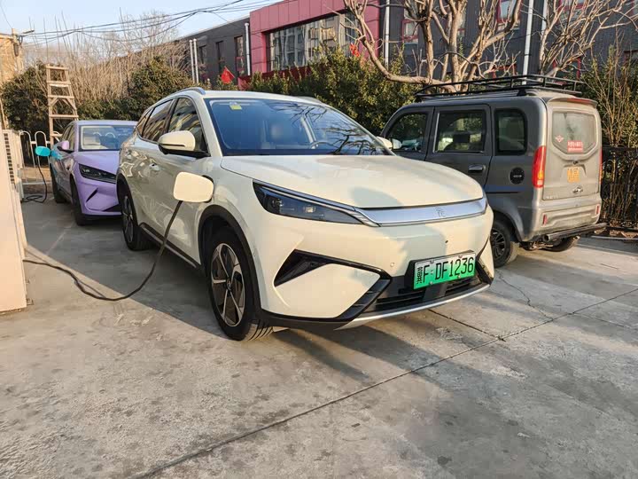 Фото 3 - BYD Yuan Plus