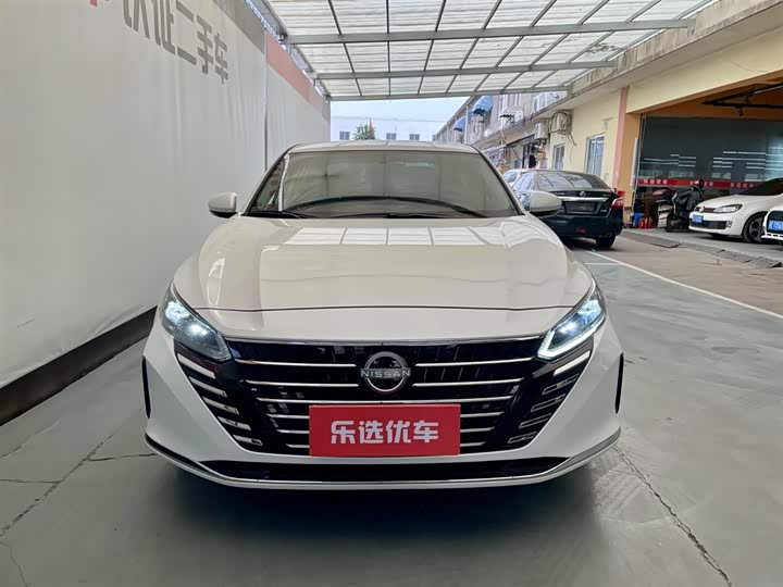 Фото 2 - Nissan Teana